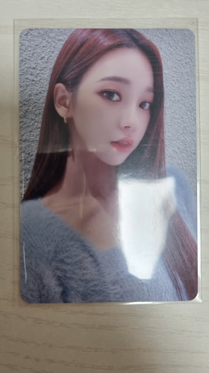 imyuha10's tweet photo. 에스파 카리나 이즈위 배포 6.5에 팝니다🤎하자동영상,인증 다 가능하고 실물 진짜 예뻐요! 에눌도 가능합니다 (르세라핌포카로 교환도 가능!은채,채원만) 

ㅅㅇㅊ미공포 르세라핌 에스파 아이브 투바투 엔하이픈 빌리 블랙핑크 방탄소년단 뉴진스 트와이스 미공포 공방 마뮤테 위드뮤 사웨 럭드 https://t.co/Fv9WtRF1yu