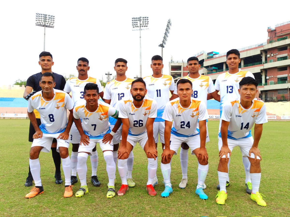 FootballDelhi's tweet photo. 2๏ธโฃnd Game is on ๐ฅ
Young Sports Club ๐ Indian Air Force (Palam)
#FootballDelhi
#FDADL #ADivisionLeague #ADL #FootballDelhiADivisionLeague #IndianFootball #KheloIndia https://t.co/qIoDRavfFt
