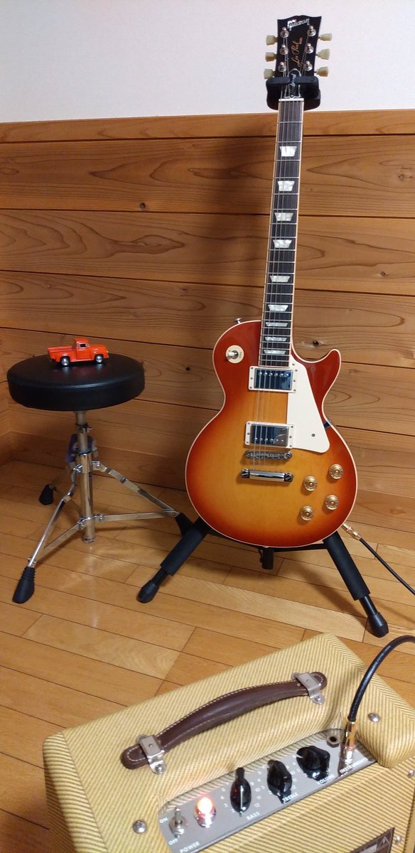 I Love this thing!
#guitar #amp #guitargear #guitarplayer #Gibson #fender