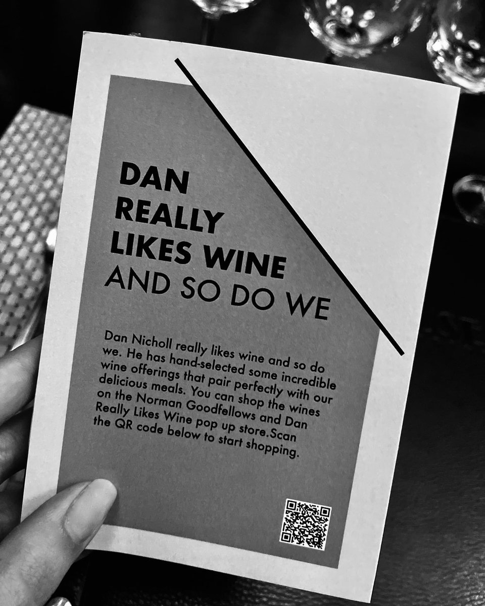 Dan really likes wine and so do we 😉

instagram.com/reel/CqkQNGoKw…

#NormanGoodfellows has started a collaboration with local legend Dan Nicholl ('Dan Really Likes Wine'), where he breaks down everything you need to know about his cellar favourites.

#LaurasWorld
#TheGrillhouse #NGF
