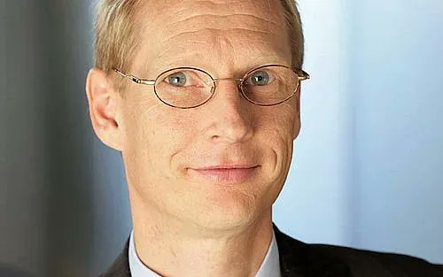 ITMredaktion's tweet image. Laut Torsten Bechler von Sharp ist #Nachhaltigkeit beim Thema #Drucken nicht nur als Hemmschwelle zu verstehen, sondern kann auch als Innovationstreiber dienen. 
bit.ly/3Kn0kpW