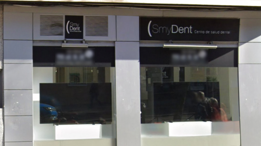 Consejo General de Dentistas de España (@cnsj_dentistas) on Twitter photo 📢 El <a href="/CNSJ_Dentistas/">Consejo General de Dentistas de España</a> aconseja buscar asesoramiento jurídico tras un nuevo cierre de una cadena. Se trata de la cadena Smydent, que ha llegado a tener clínicas en Alcorcón, Leganés, San Blas, Vallecas, Torrejón y Badalona.
👉🏻 consejodentistas.es/item/2201-el-c… 📢 El <a href="/CNSJ_Dentistas/">Consejo General de Dentistas de España</a> aconseja buscar asesoramiento jurídico tras un nuevo cierre de una cadena. Se trata de la cadena Smydent, que ha llegado a tener clínicas en Alcorcón, Leganés, San Blas, Vallecas, Torrejón y Badalona.
👉🏻 consejodentistas.es/item/2201-el-c…