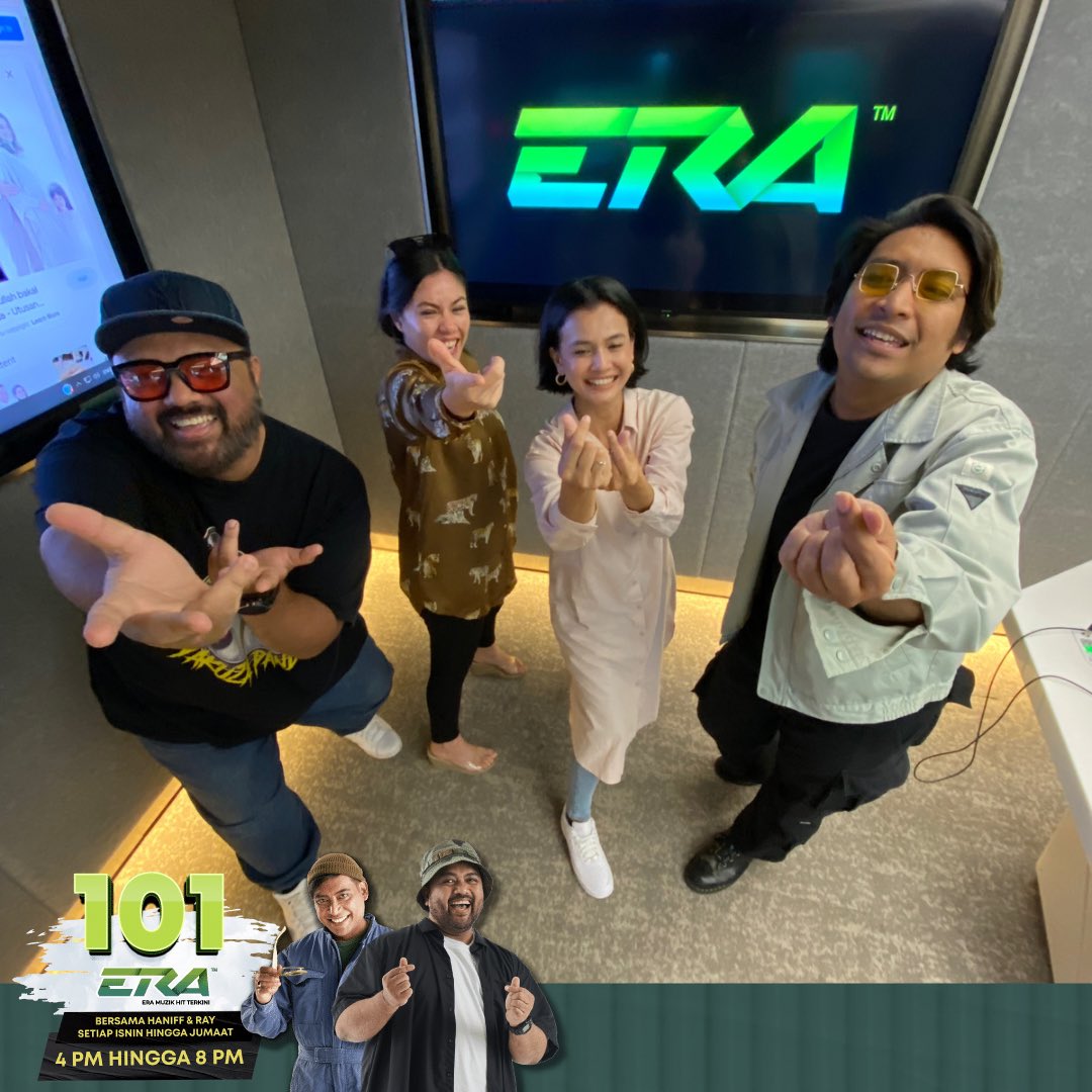 Thank you @TizZaqyah1 & @Ezzaty_Abdullah teman @raydapdap & @Haniff_hamzah di #101ERA tadi. Jangan lupa saksikan drama siri #Liar setiap Isnin di Astro Ria atau setiap Sabtu di Astro On Demand dan Astro Go. #sharERA #LiarMalaysia #AstroOriginals #TwoSidesOneTruth