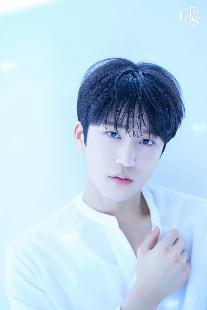 루네이트] 💙Profile Photo - Jun Woo #준우 #JunWoo #LUN8