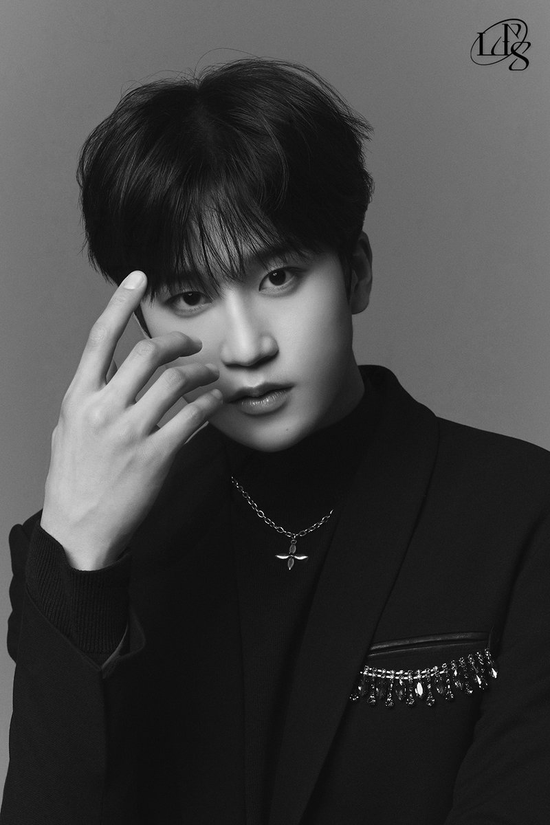 루네이트] 🖤Profile Photo - Jun Woo #준우 #JunWoo #LUN8