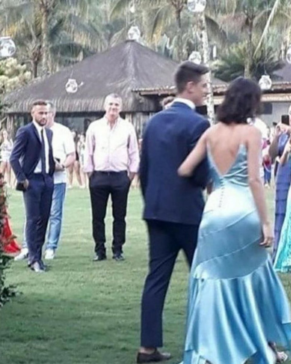 fuzuli1kayip's tweet photo. Sana söz en mutlu gününde yanında olacağım. https://t.co/3fWiuThzU9
