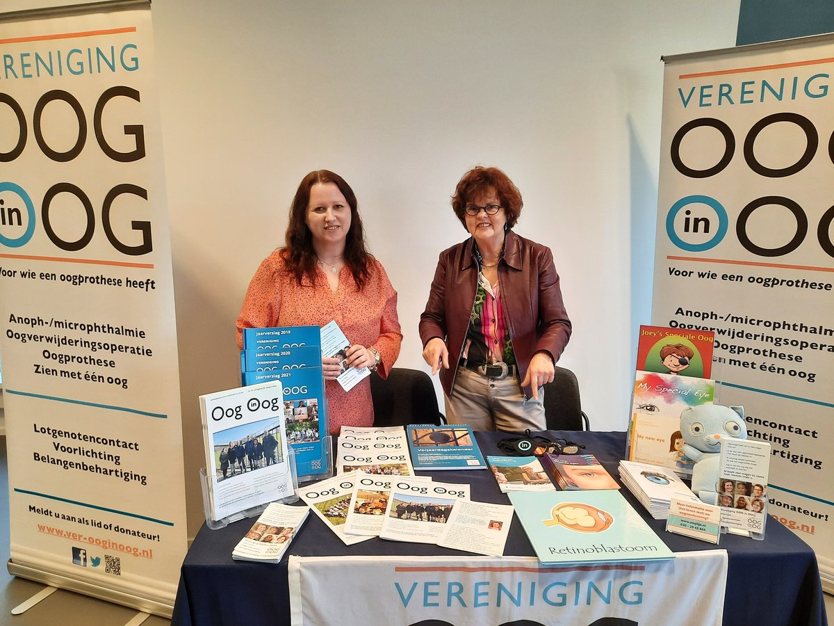 Vandaag staan we met onze informatiestand op de ALV en Symposium van de NVvO  De #orthoptisten vereniging. 
#zienmeteenoog #oogprothese