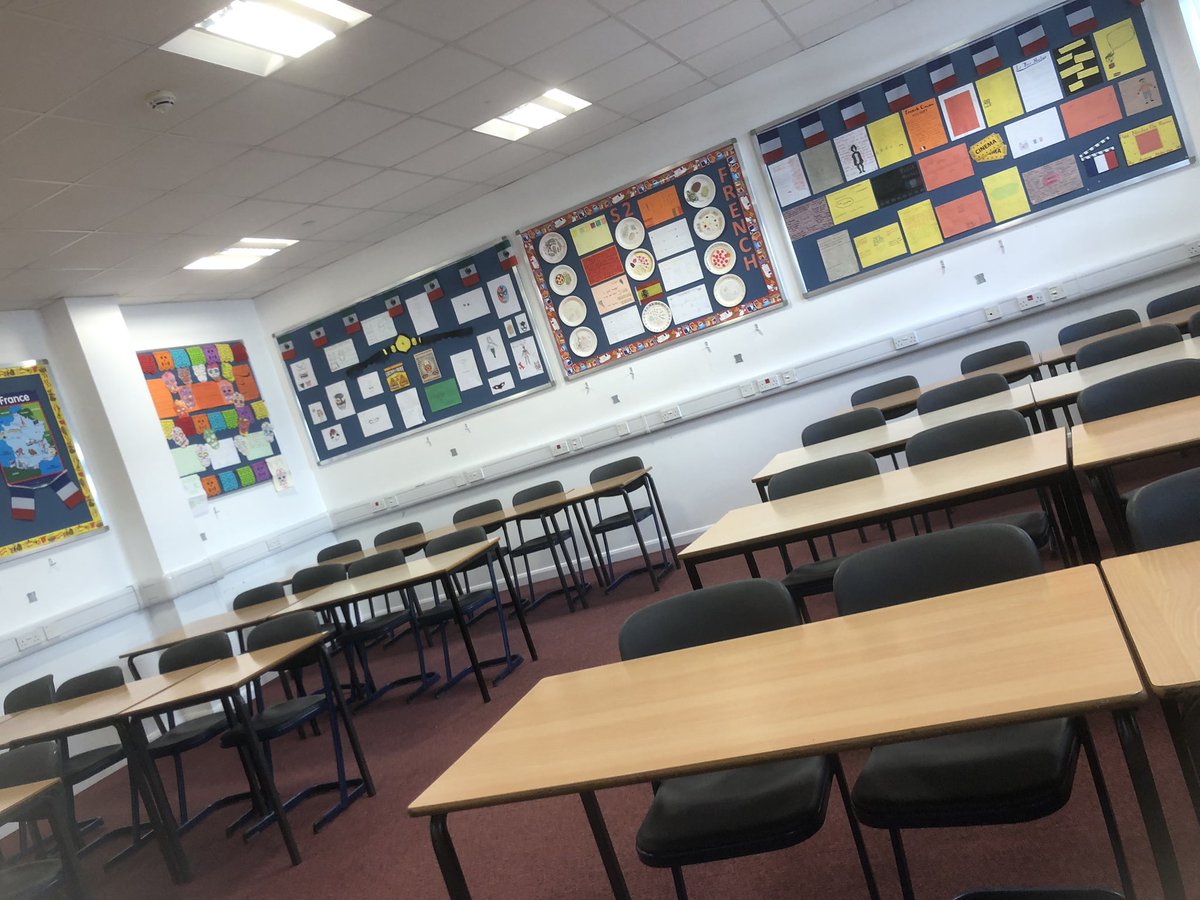 mflduncanrig's tweet photo. Spanish Easter School today in D102 with @MissRenehan N5 10-12, Higher 12-2! https://t.co/nTiQjVCqVV