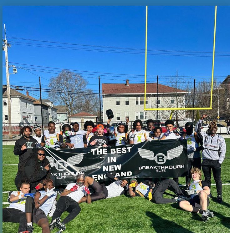 capalot4x's tweet photo. @PrimeHustle7v7 @imblurfine @LarryDixon7v7 Let’s Get another 🏆#TheBestInNewEnglend #WeNumber1 https://t.co/NNNAsQWikO