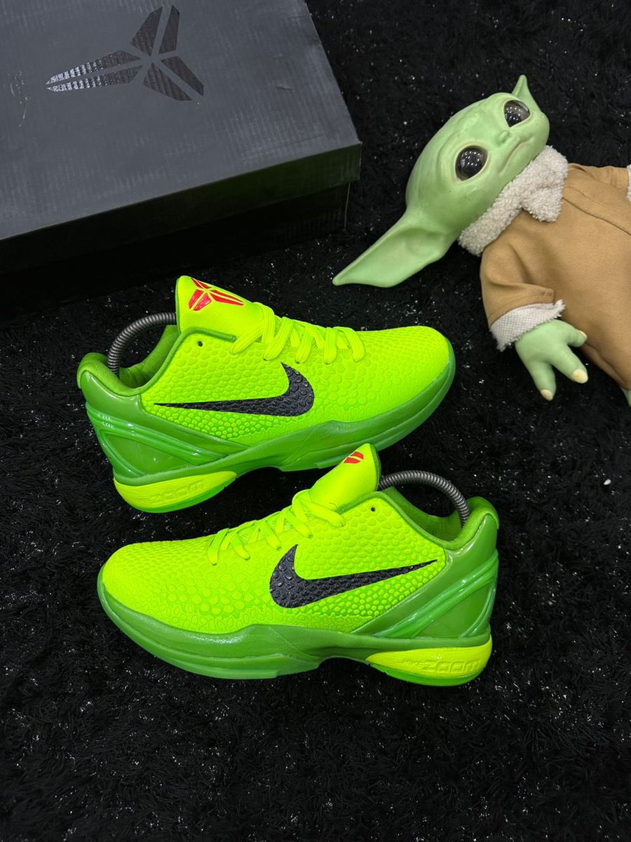 Traviewears's tweet image. ZOOM KOBE 6 PROTRO 'GRINCH'
Now available in store 
Size 40-45 
42,000

#portable #zazoo #peterobi