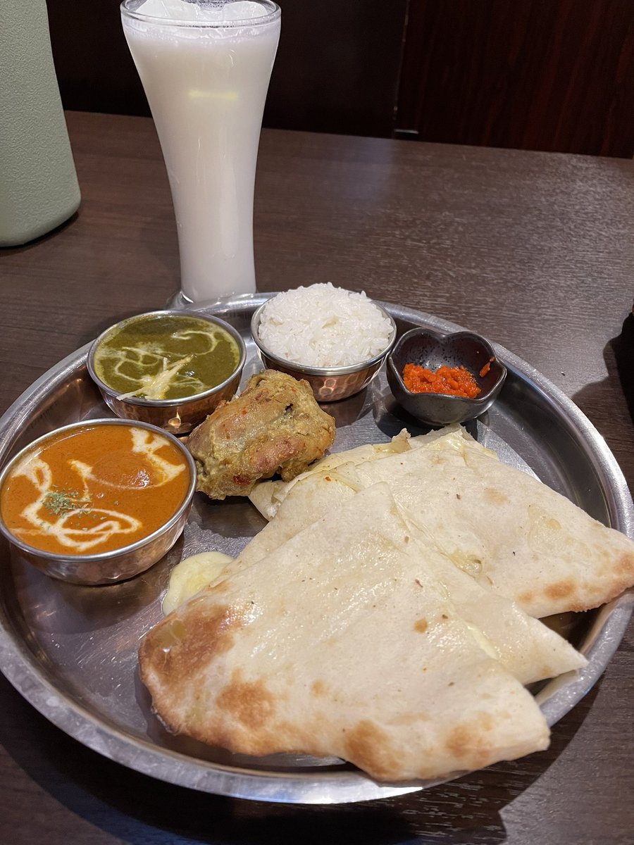 mrucce's tweet photo. ２日続けてカレーとか幸せすぎる🥹
チーズナン最高🥰

ビリヤニ気になるけどいつもチーズナンいっちゃう https://t.co/Z5zRMeKb8c