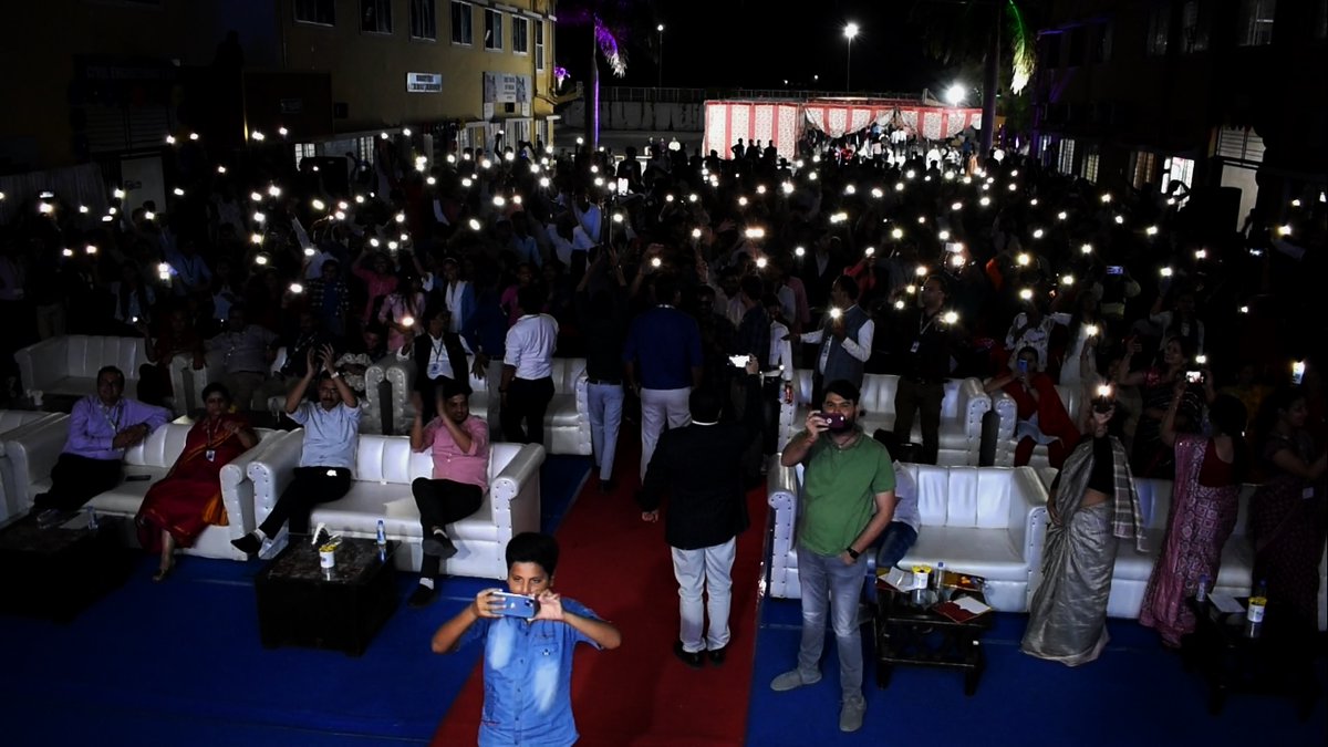 SISTecRatibad's tweet image. A #Musical Evening by ZEE SaReGaMaPa Fame Mr. Akhilesh Tiwari was organized on the occasion of Sagar Euphoria 2023. The event was quite a success as proved by the hooting and cheers from our #students.

#bandperformance

Read More:
facebook.com/sagargroupofin…