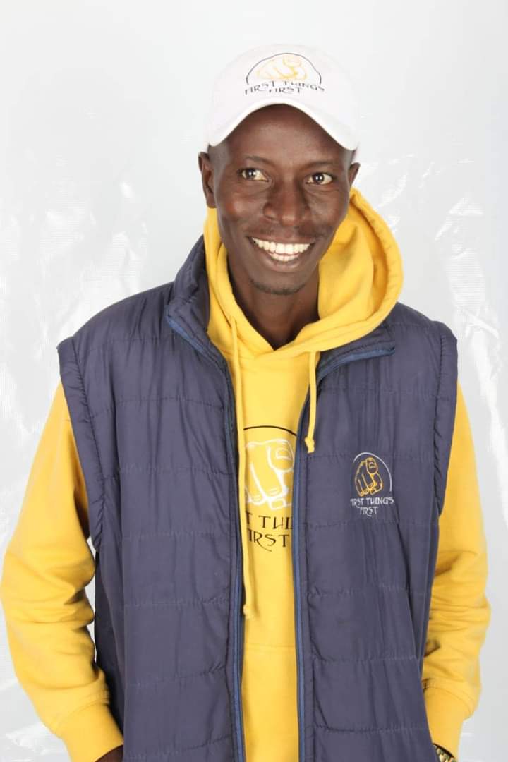 Get to know Simon Mdaka founder and owner of First Things First from Ga-Matlala Vlakfontein, Limpopo.

He shares his childhood journey, career, business and challenges along the way.

READ MORE: tenacity-mag.co.za/first-things-f…

#TenacityMagazine
#MondayMotivation
#SmallBusinesses