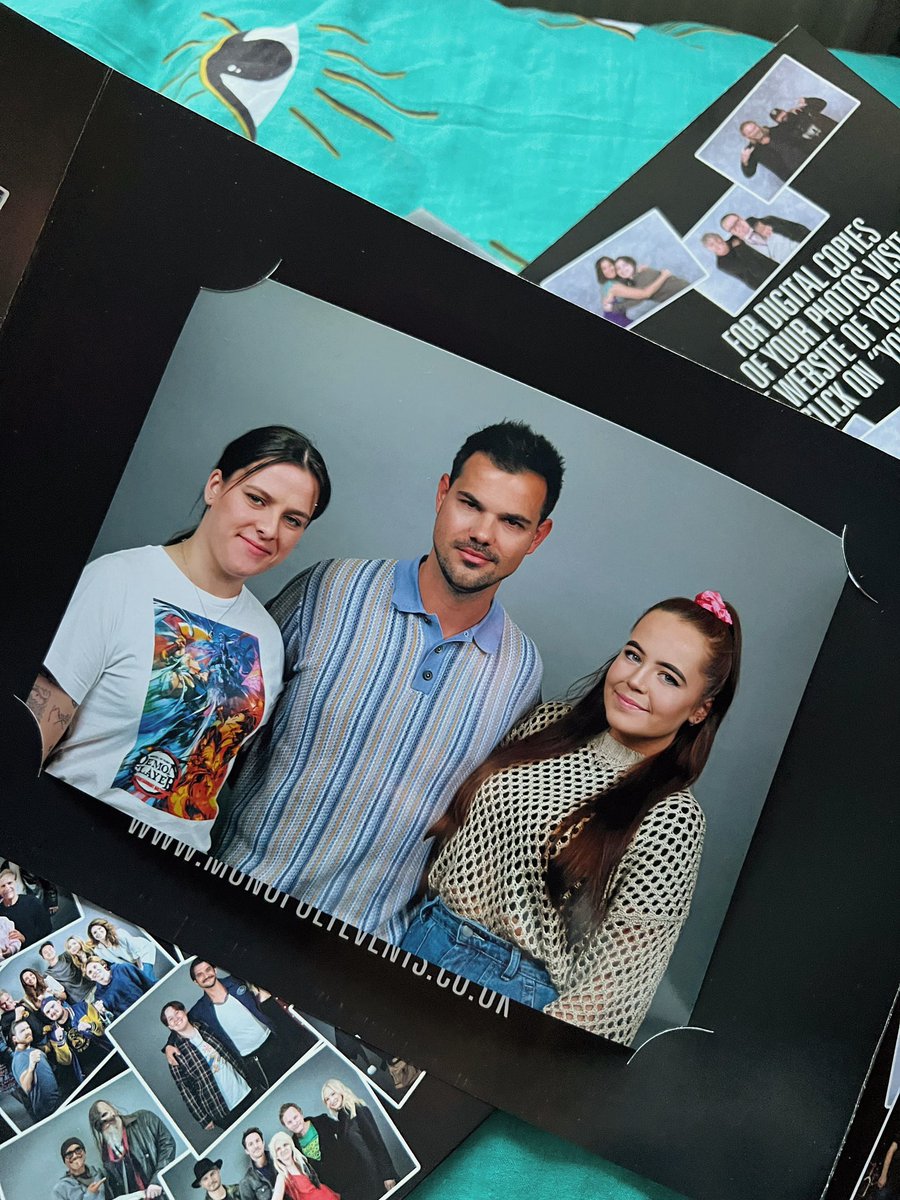 Something I will never be over. Meeting JACOB BLACK?!!!!!! #teamjacob ✨

<a href="/comconliverpool/">Comic Con Liverpool</a> #ComicConLiverpool💚