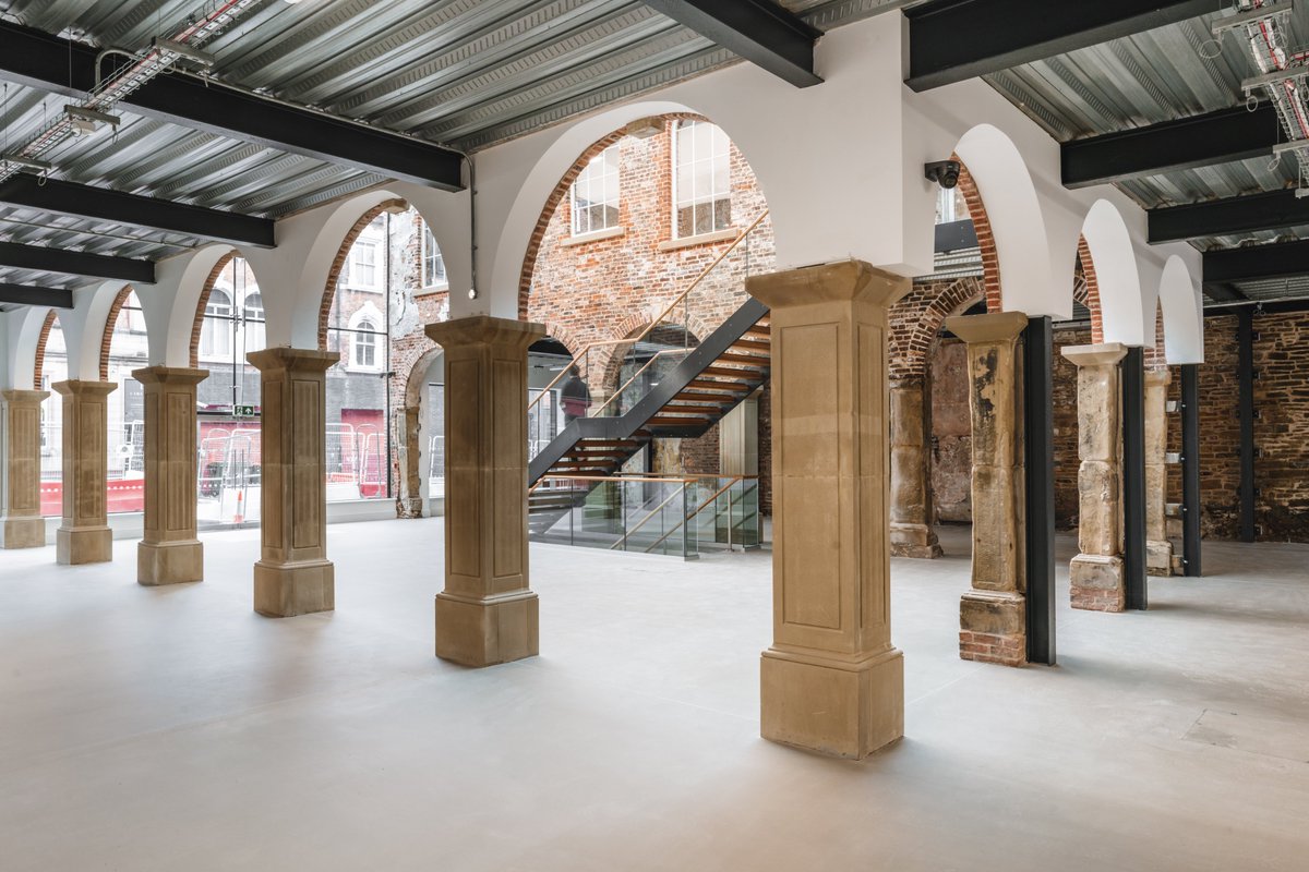 RushbondPLC's tweet photo. A timeless beauty that is #ClothHall #Leeds

Simply stunning from every angle.

Get in touch today to book your viewing now
 
@FoxLloydJones   
@knightfrank https://t.co/lv5uCGADeJ