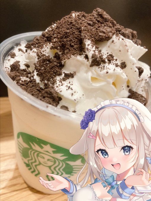 スヌーピー バニラ クリーム フラペチーノ withクラッシュクッキー🤍🖤なくなる前にゲット✨クッキーアンドクリームに似