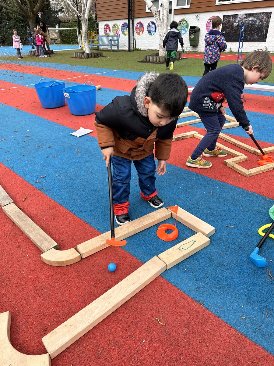 HPA_Philip_Lane's tweet image. The WRAPZ children have made their own mini golf course, varying in levels of difficulty. Very creative children we have here at HPAPL. @HarrisFed #HPAPLWRAPZ