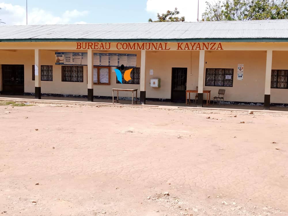 MagazineJimbere's tweet image. ⚰️ Un #jeune homme de 21 ans vivant sur la colline #Musave (@KayanzaProvince) est mort égorgé à l'aube de ce 03/04/2023 

🔸 La police indique que la victime était connu pour etre un grand voleur mais précise que des enquêtes sont en cours pour identifier les meurtriers

#Burundi