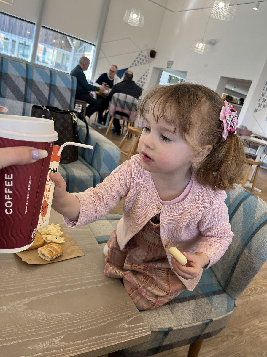 It’s half term and I have an assignment due in very soon👌 Hannah has her snack and I have my coffee… ready for her nap 🤣 LETS GO! Reality of #studentparentlife
