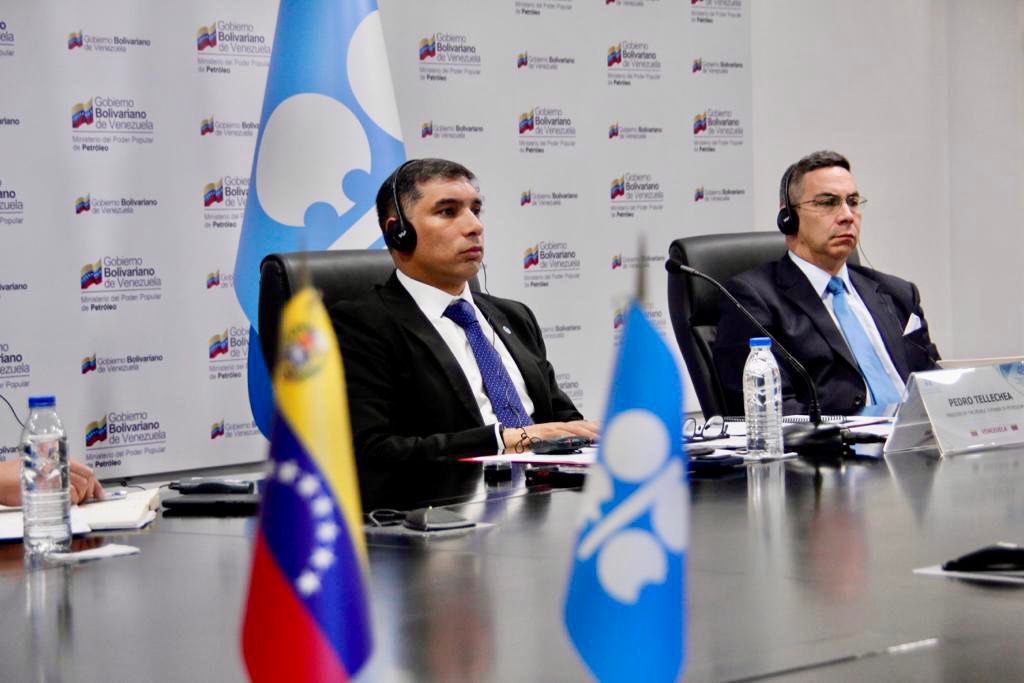<a href="/OPECSecretariat/">OPEC</a> En nombre de Venezuela participamos en la 48 Reunión del Comité Ministerial de la OPEP+ para ratificar el apoyo de nuestro país a las acciones emprendidas por la alianza en procura de la estabilidad del mercado energético mundial. <a href="/OPECSecretariat/">OPEC</a>
<a href="/NicolasMaduro/">Nicolás Maduro</a>
<a href="/delcyrodriguezv/">Delcy Rodríguez</a>