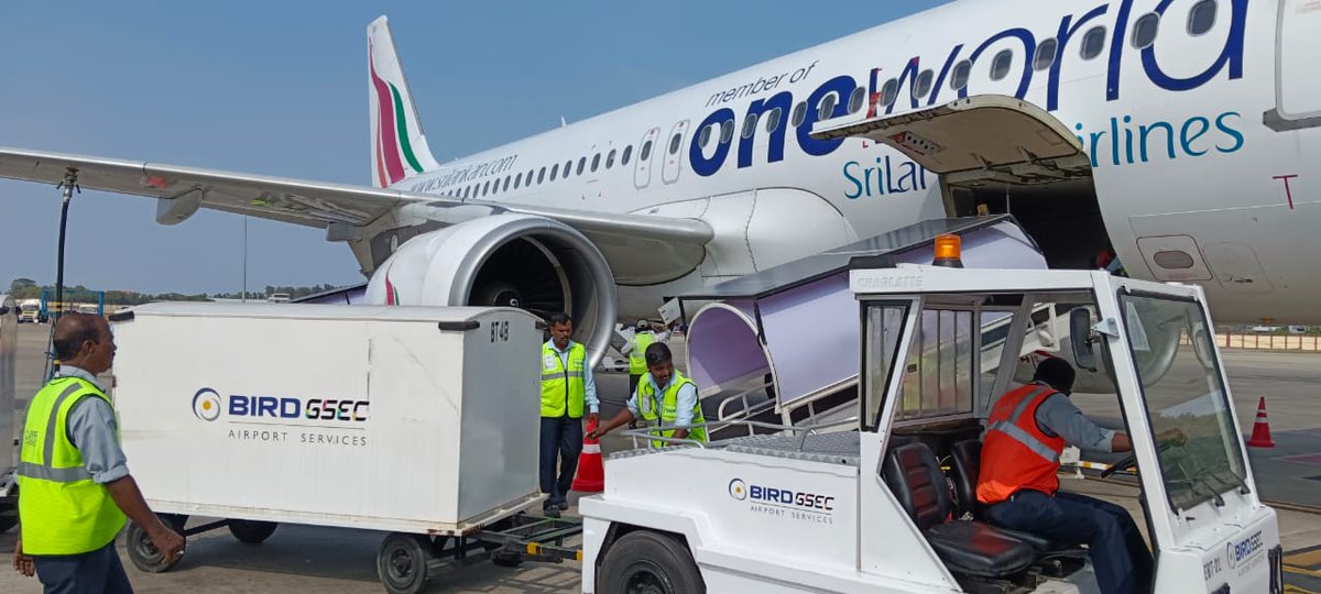 BirdGrp's tweet photo. Ayubowan Sri Lankan Airlines!
Bird-GSEC welcomes Sri Lankan Airlines at Thiruvananthapuram International Airport.
We thank all stakeholders for a smooth ground handling cut over on April 2nd 2023.
#groundhandling #birdgroup #TRV #AdaniAirports #BirdAirportServices #BirdGSEC https://t.co/Zr02cndNRj