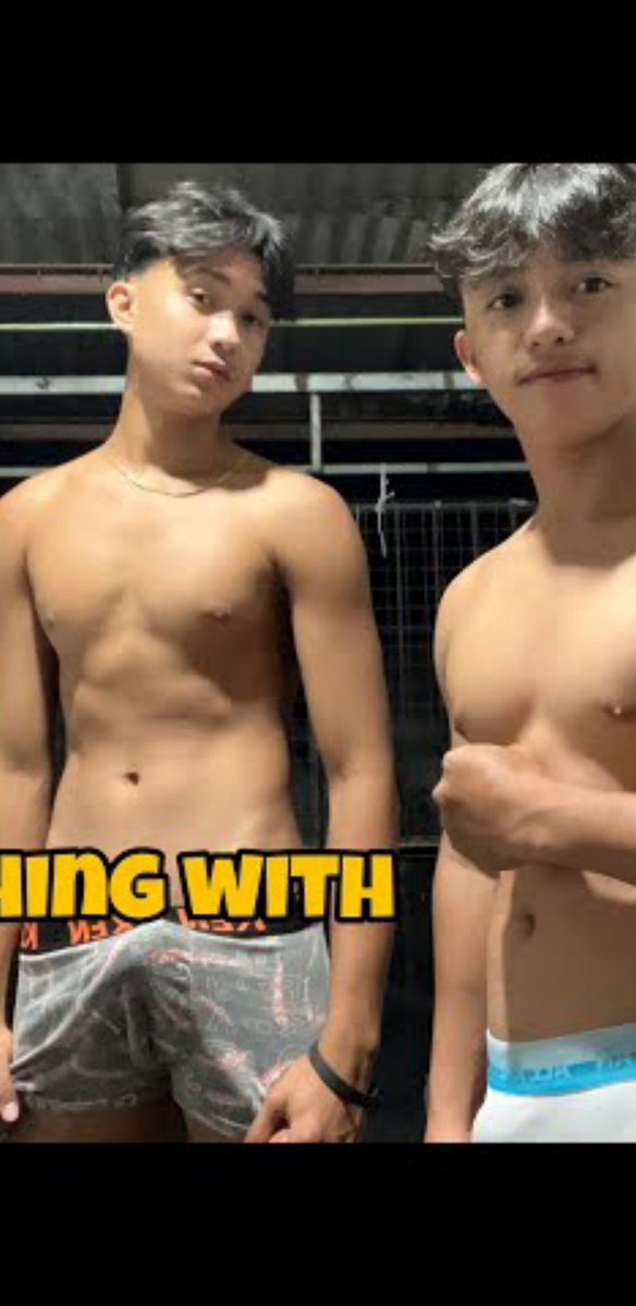 tapienak_'s tweet photo. @yamenra3 @Tannnsssss Asli ini cakep cakep, badan bagus + ngaceng pas mandi https://t.co/Z1qJQCweyI