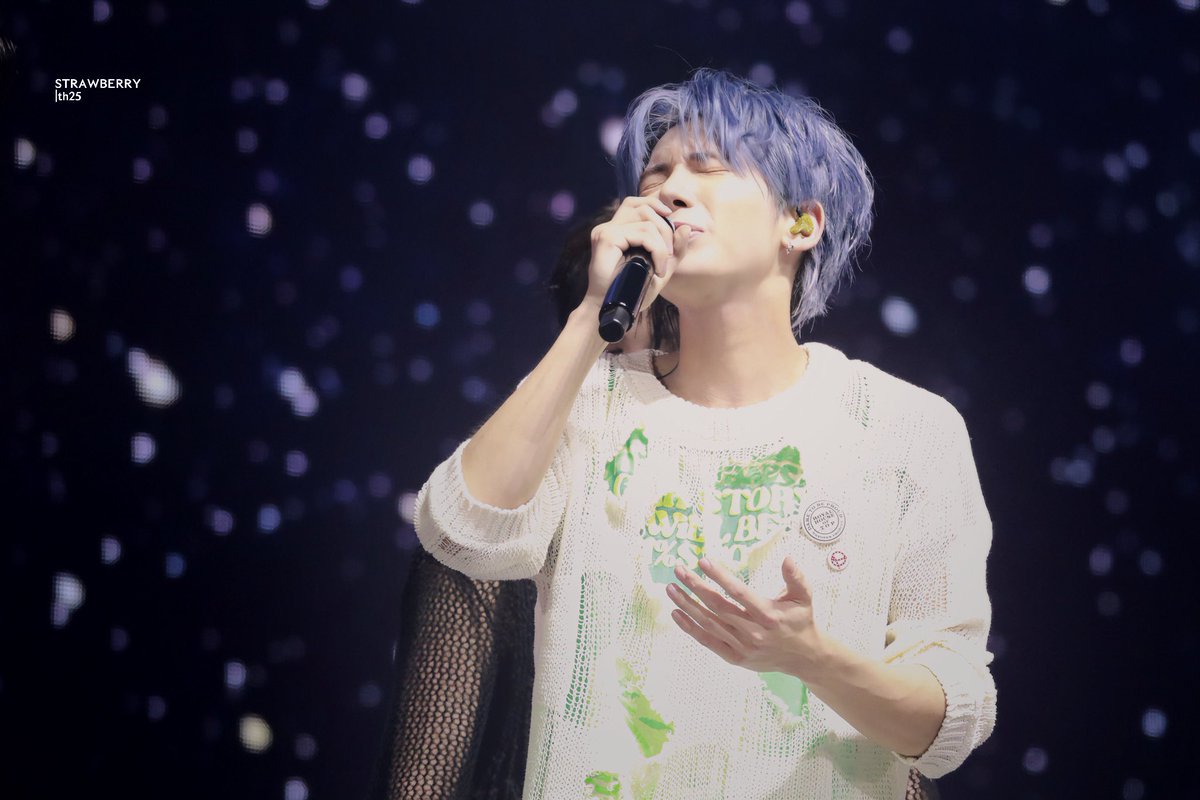 STRAWBERRY_th25's tweet photo. ｜230325
<𝐀𝐂𝐓:𝐒𝐖𝐄𝐄𝐓 𝐌𝐈𝐑𝐀𝐆𝐄>

이 분위기에 취했어💙

#태현  #TAEHYUN 
#TOMORROW_X_TOGETHER #TXT  
#투모로우바이투게더 #투바투 https://t.co/0yyLA1F4ar