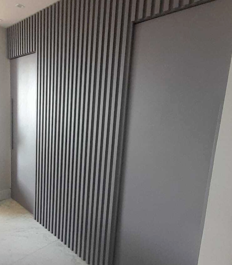 GepetoMoveis's tweet photo. Painel ripado em MDF Sampa com portas embutidas.😍😍😍

#painelripado #ripado #painel #geperomoveis #gepetomoveisplanejados #design #arquitetura https://t.co/3bGuFkTxIU