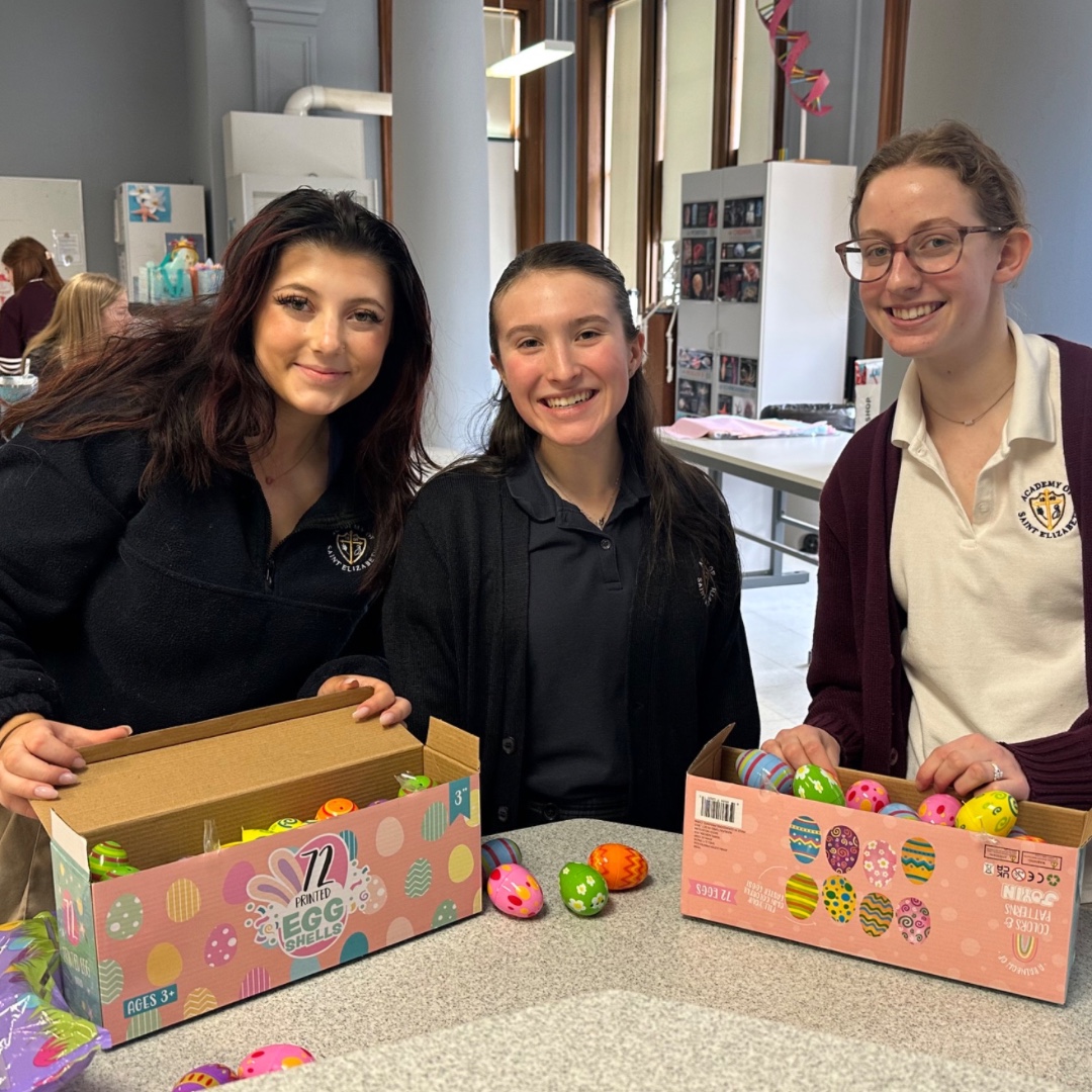 Academy1860's tweet photo. Toward Boundless Charity created and personalized special Easter bags for the Sisters of Charity of Saint Elizabeth in preparation for Holy Week. 

The entire Academy community wishes the Sisters a blessed Holy Week and a joyous Easter Sunday!💛💙

#TheAcademy #HolyWeek #Easter https://t.co/lzzJK1gT0K