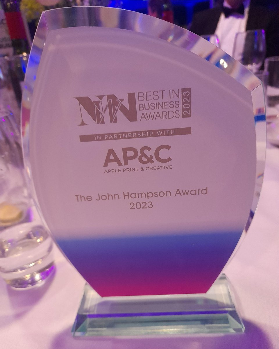 BerksYouth's tweet photo. #MondayMotivation - we're celebrating @Waterside_BY's award win at the @NewburyToday Best in Business Awards! 🎉
We were honoured to be the first winners of the John Hampson Award, in recognition of our work with local young people. 
Read more:
▶️ https://t.co/Hr68l7UQfA https://t.co/Vz6Otc1unC