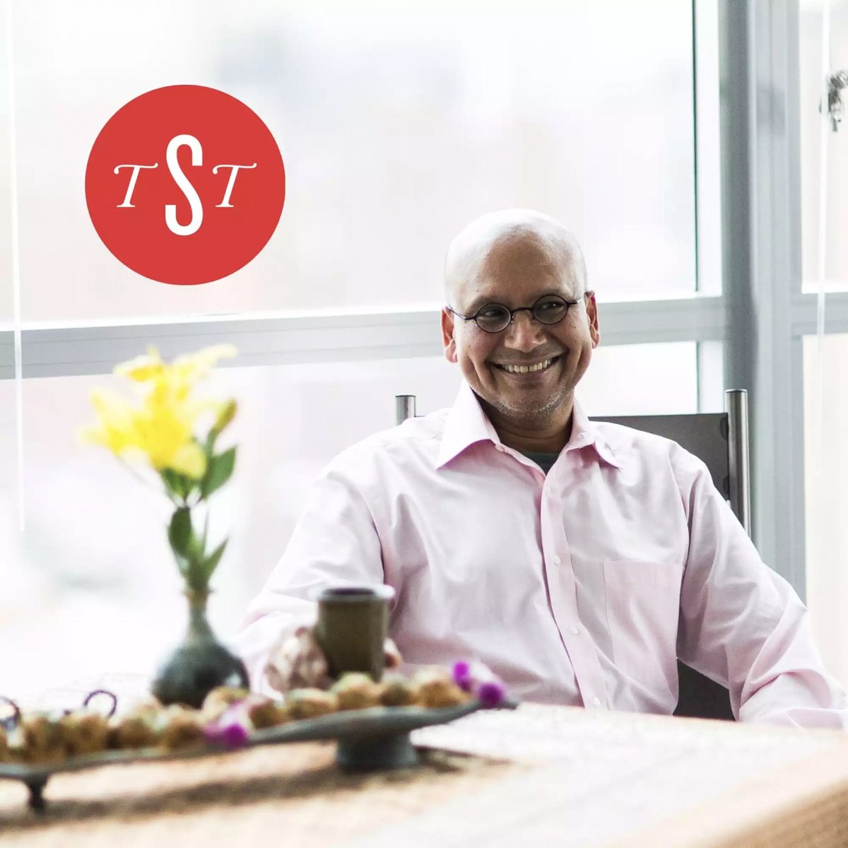 We are heartbroken at the passing of our dear friend, Raghavan Iyer. Earlier this year, Francis spoke with Raghavan about his book “On The Curry Trail.” splendidtable.org/episode/2023/0…