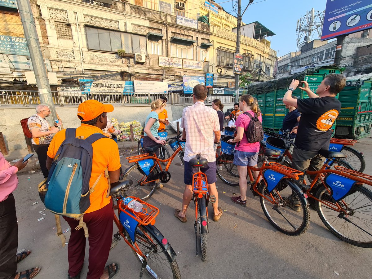 delhibycycle's tweet photo. Our kind of Monday Blues 💙 Cycles, Old Delhi &amp; Stories, this is what we do on our tours. 

#CycleTours #Tours #ShahjahanTour #DelhiByCycle https://t.co/9Be6QSqGUe