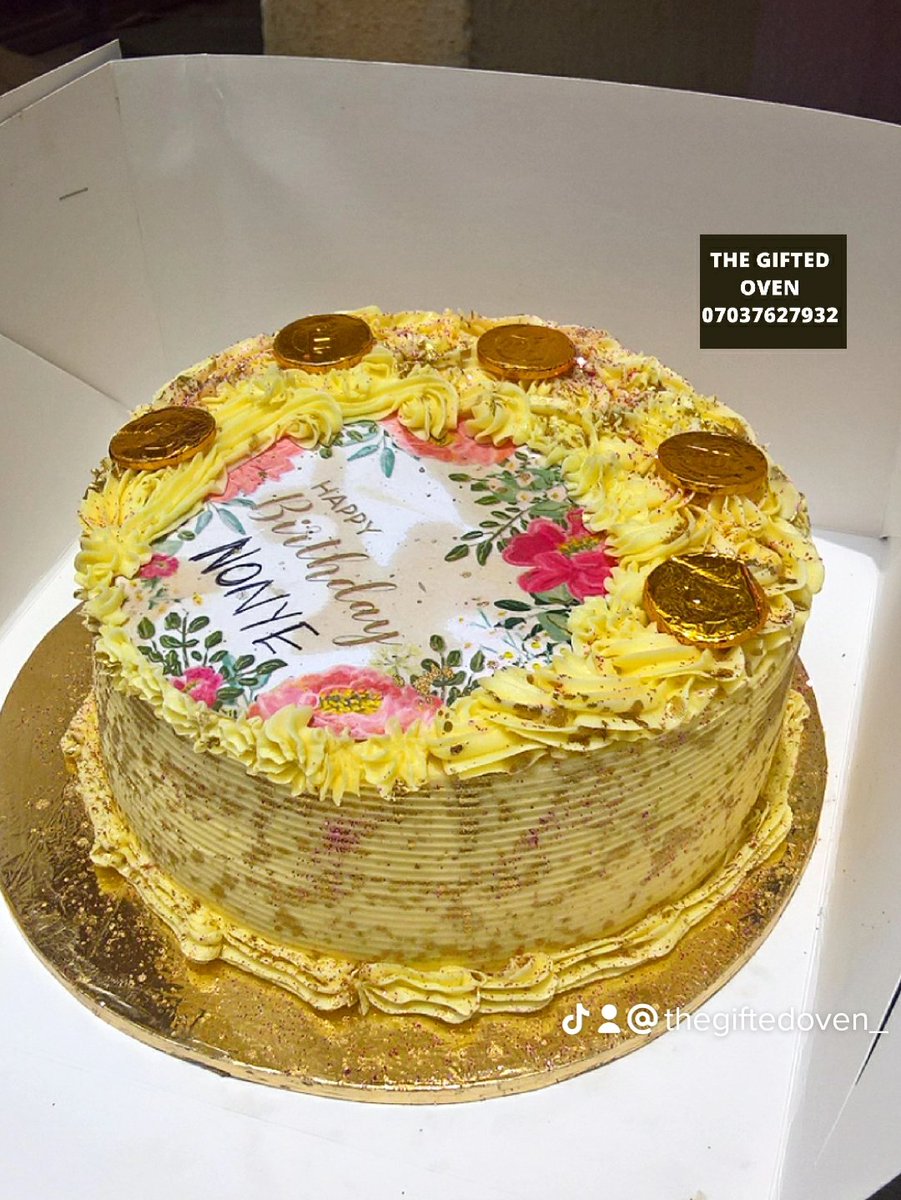 GiftedOnonuju's tweet image. 10k only.
A layer of 8inches vanilla cake ,cream buttercream frosting with gold splash design.

#Nagelsmann #TinubuLeaveYorubasAlone
Portable Season 2 Kenneth Okonkwo Tonye Cole #Zazoo #Ayra Convenant University Muslim Muslim Chelsea Jamb 
thegiftedoven #owerribaker #owerricakes