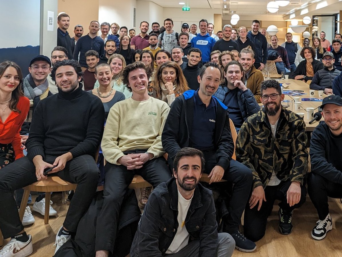 Matthieu moderated a panel with <a href="/BGameAlliance/">Blockchain Game Alliance</a> during <a href="/nft_paris/">NFT Paris</a> on the topic : "Why invest in Web3 gaming". Loads of learnings, passionate public, great experience ! #conference #Moderator #Web3Gaming