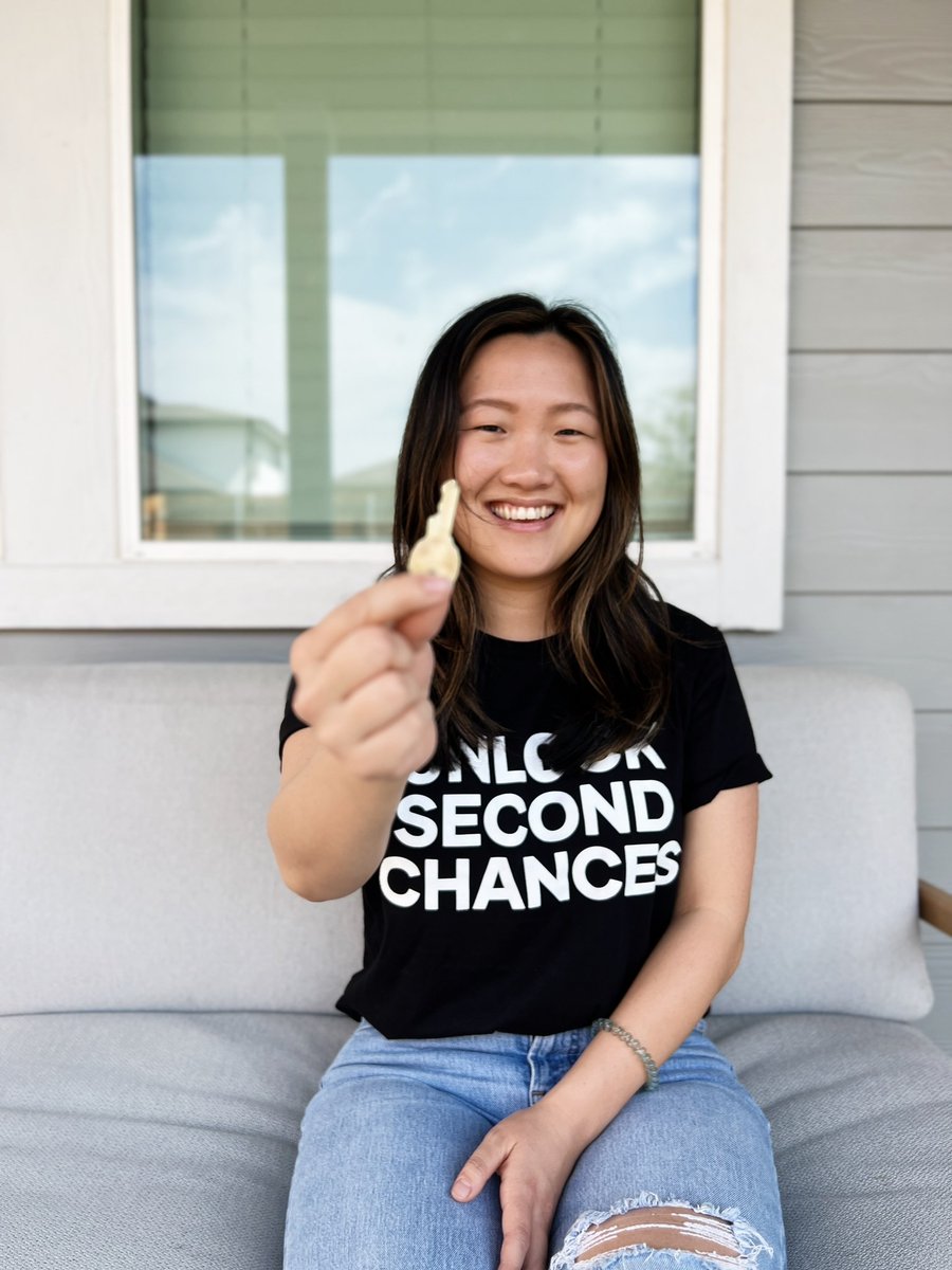 JusticeReform's tweet photo. There are more than 44,000 legal restrictions imposed on people with a criminal record. Barriers impact housing, education, employment, healthcare, voting, and more. Are you ready to #BeTheKey &amp; unlock #secondchances today? https://t.co/8KAi529Vpp https://t.co/zTvOx9mALJ