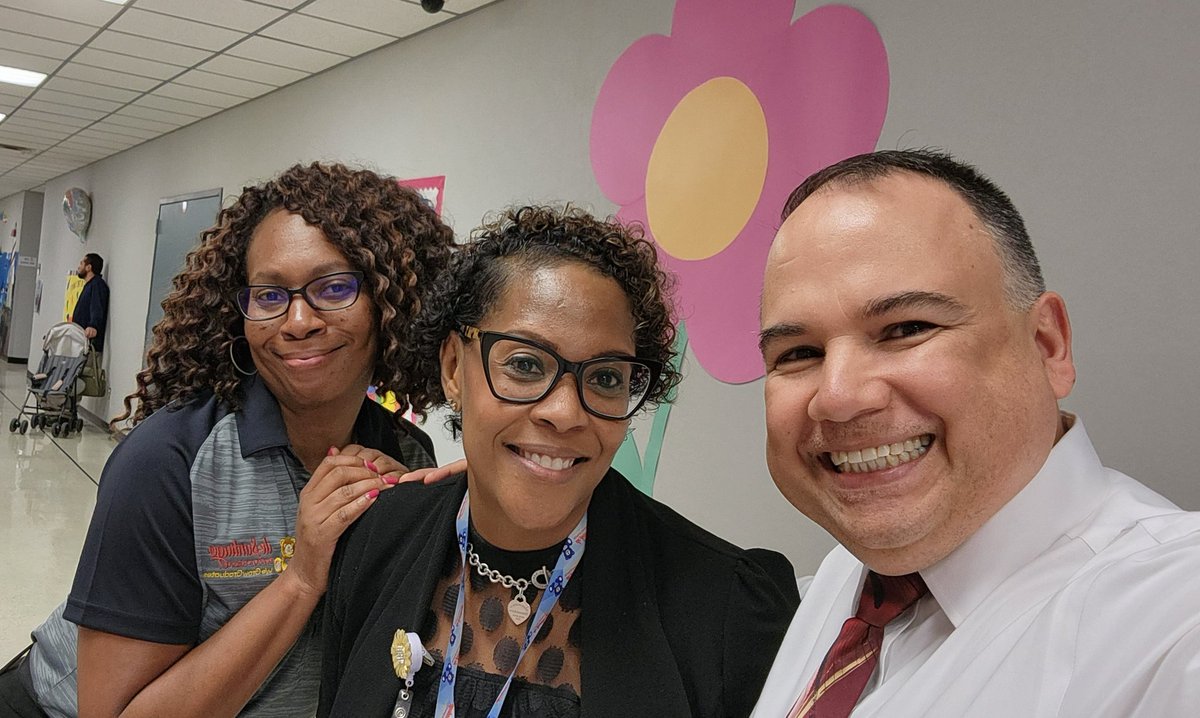 JuanToscanoG's tweet photo. These two right here are: Hardworkers, servant leaders, bubu fixers, safety officers, family counselors, personnel managers, and many, many more things. I am blessed to have them beside me in this journey. Happy Assistant Principal week! #apweek23 @AldineISD @deSantiago_AISD https://t.co/E5f06758y5