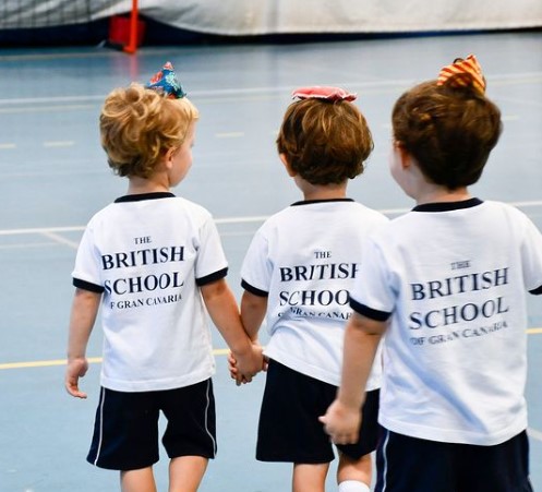 BritSchoolGC's tweet photo. We’re celebrating the end of the second term and here you can find the photos of some activities we’ve done over the past three months. Our students have been working really hard and we’re really proud of all the outstanding achievements. Now, they get to rest during Easter. https://t.co/C8KyyOnykS