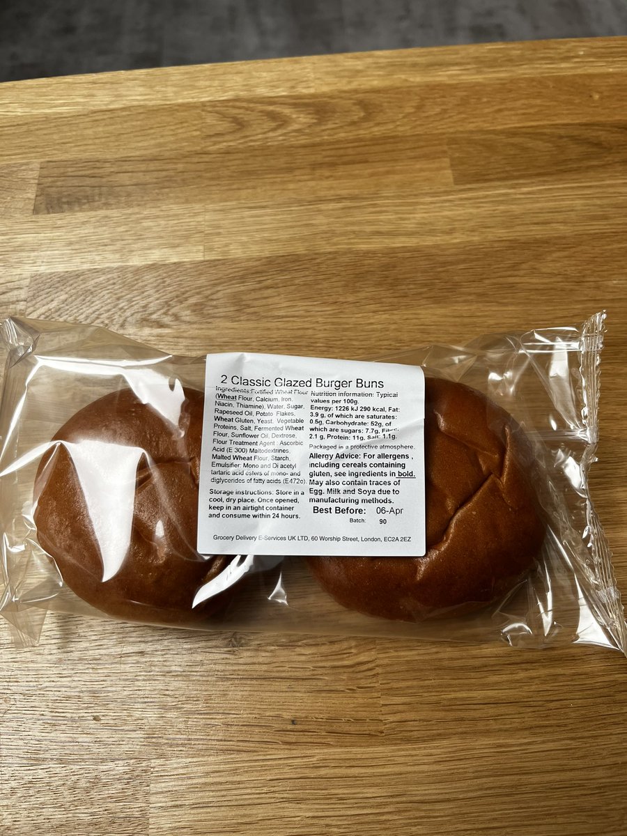 AshWaldron's tweet photo. @HelloFreshUK still waiting for an acceptable resolution to being given a burger bun instead of a Bao bun? https://t.co/OVMMaqci5s