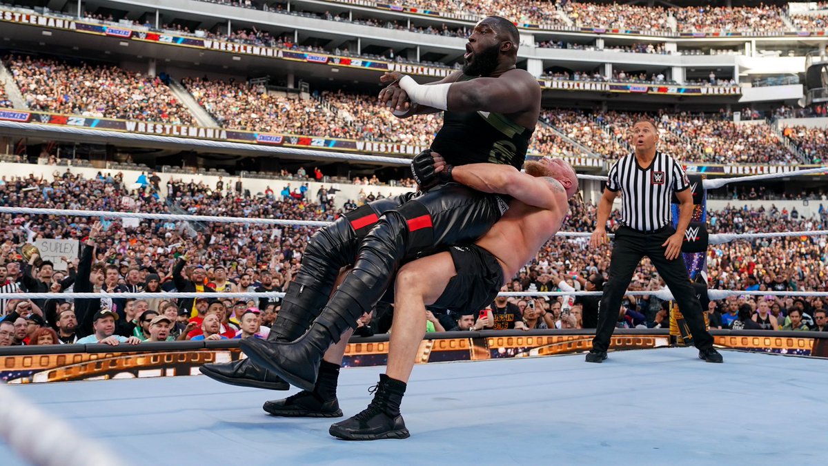 WWE India on Twitter "What’s your favourite moment from WrestleMania