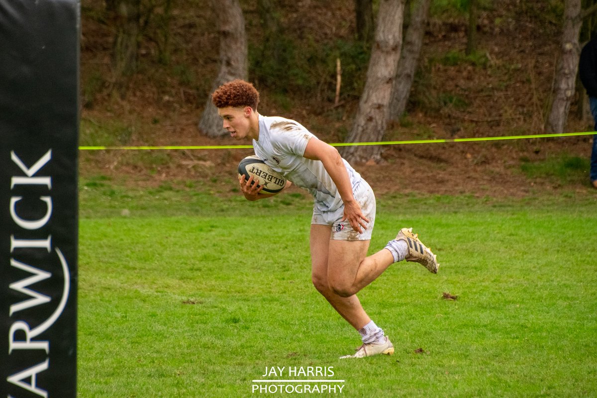 JayHarrisPhoto1's tweet image. 𝚁𝚄𝙶𝙱𝚈 𝚆𝙴𝙴𝙺𝙴𝙽𝙳 - 𝙿𝙰𝚁𝚃 𝟸
𝗦𝗨𝗡𝗗𝗔𝗬 was a trip to the @uniofwarwick as the @exechiefsacad U17s played @Harlequins @SaintsRugby and @Saracens 

More photos in the album 👇👇

facebook.com/media/set/?van…

#rugby #rugbyphotography @ExeterChiefs @swsportsnews
