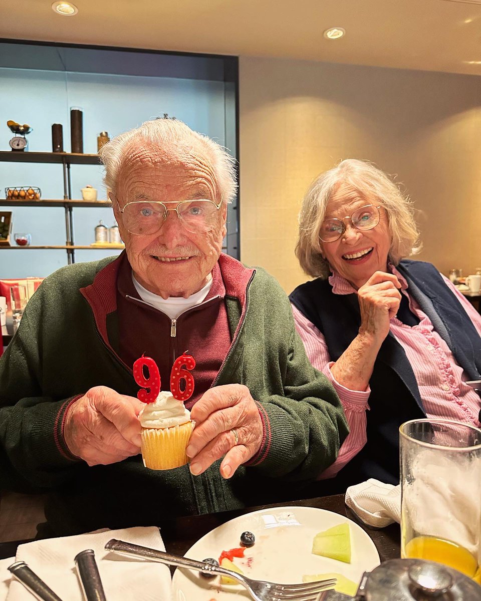 Classic 90s sitcom, Boy Meets World, ended 23 years ago - but the cast still hang out together 🥺 The group reunited for William Daniels (aka Mr. Feeny)’s 96th birthday 🎂 

📸: @mrbilldaniels