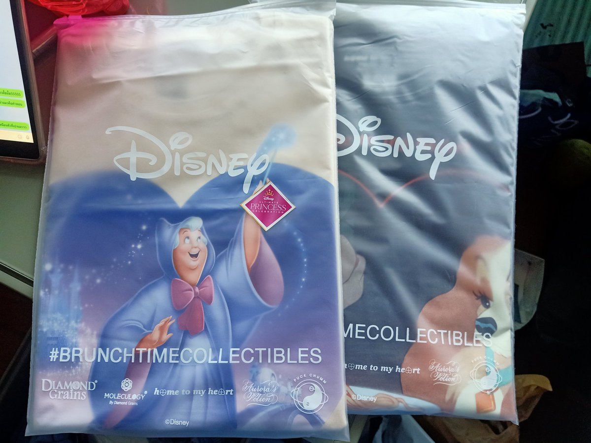 ส่งต่อของใช้, เสื้อผ้ามือสอง tweet media