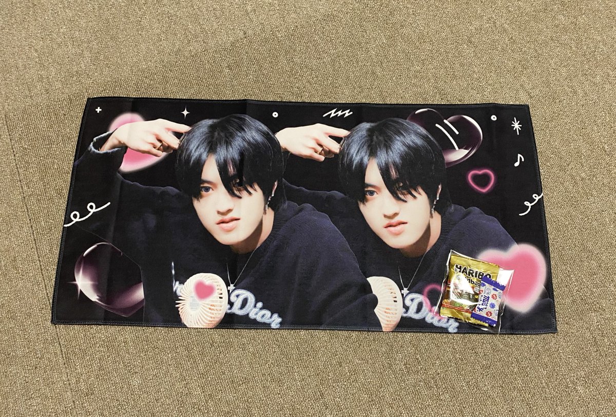 rurunyan04's tweet photo. @TO_DAY04 님
@ruto__405  様

本日スローガン受け取りました!!🖤🐈‍⬛
スローガンとってもかわいいです(> ·̫ <⸝⸝ᐢ)
お菓子もありがとうございました!!

너무 귀여운 슬로건 만들어주셔서 감사합니다!!
소중히 간직할께요🦋🎀 https://t.co/H8SK0rIhLg