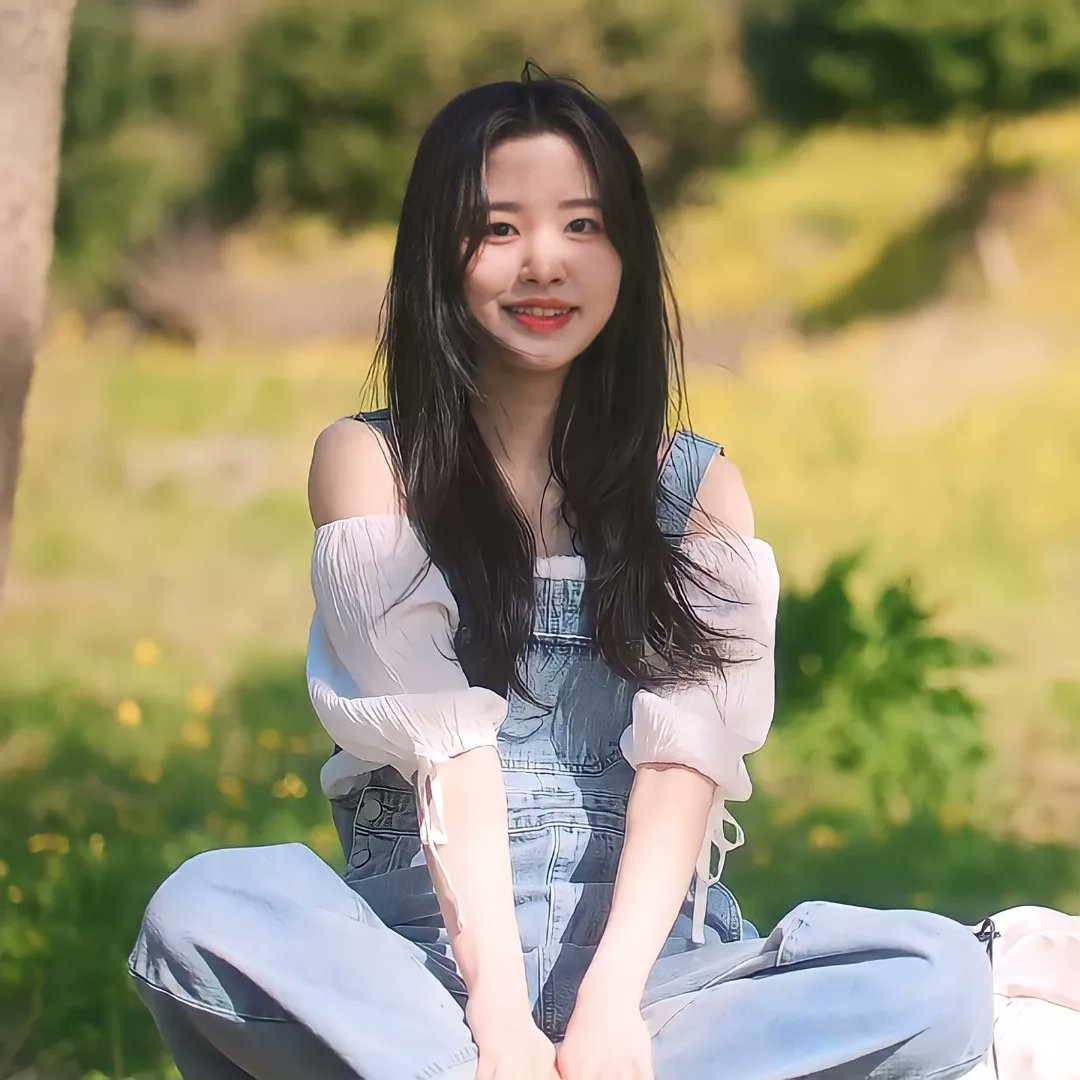 yubniyubin's tweet photo. no more words to explain how much we love her🫶🏻🤍

#ARTBEAT #아트비트 #YUBIN #오유빈 #Spring_Of_Mine #SpringOfMine #YubinSpringOfMine https://t.co/jIqgDodbxl
