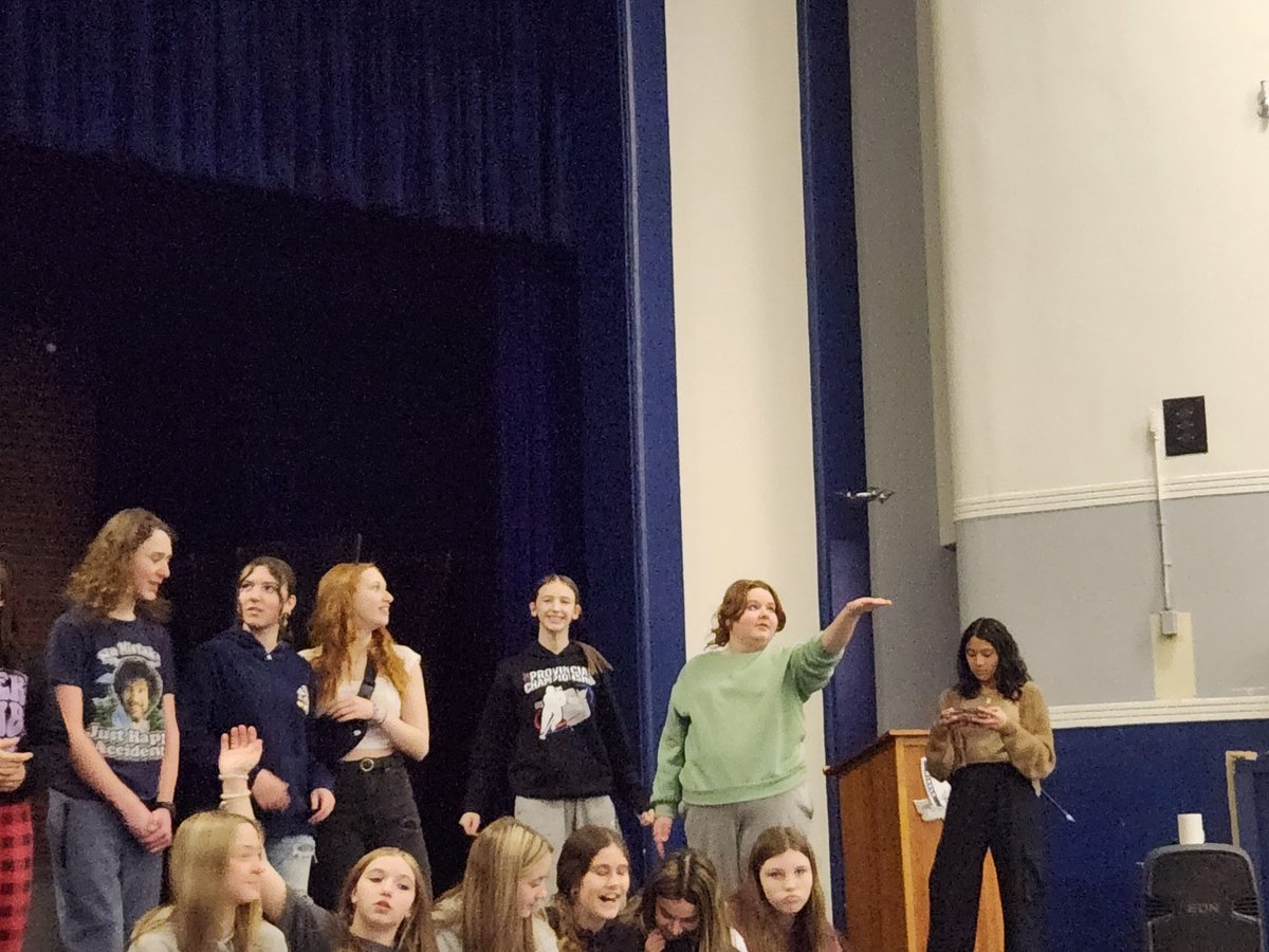 Jennifer Hickey tweet media