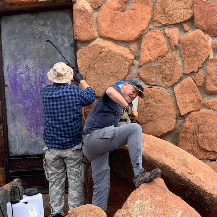 FriendsWichitas's tweet photo. It’s Earth Day! Picking up litter and cleaning up graffiti is just part of what the Friends of the Wichitas do to help make every day a better day for all that enjoy the beauty of the Wichita Mountains. 📷 T. Trynizewski #LeaveNoTrace #FOW #FindYourCommunity https://t.co/hSipkV7R9y