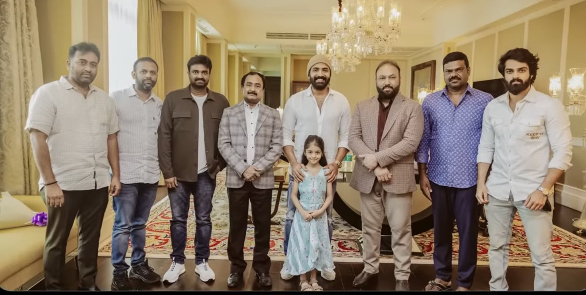 #LycaProductions acquires the full rights of #AchchamEnbadhuIllayae and renames the film to #Mission: Chapter 1. 

Directed by AL Vijay and starring #ArunVijay, #AmyJackson, #NimishaSajayan and #BharatBopana with music by #GVPrakashKumar. Releasing in Tamil, Telugu, Malayalam and…