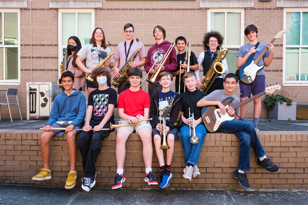 Moore Square GT/AIG Basics Magnet Middle tweet media