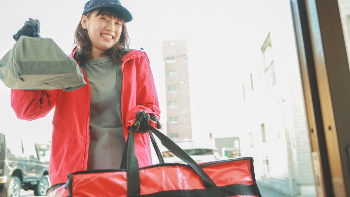 🍽️ Restaurant Owners: Tackle delivery pain points head-on! 

🚚💡 Our blog reveals challenges &amp; solutions to boost off-premise dining. 

Learn more: hubs.la/Q01Jzc6d0 

#DeliverySolutions #OffPremiseDining