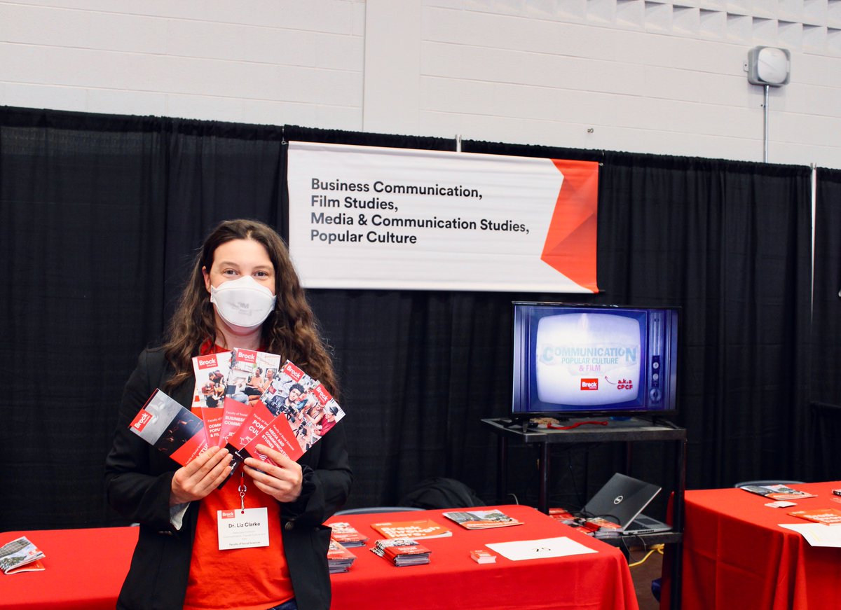 BrockUFOSS's tweet photo. Yesterday's Open House was a success! We had a great time answering questions, presenting information and welcoming prospective students and their parents to the #BrockU campus. Check out our Facebook album here: https://t.co/QTAbLVqg2t
Hope to see you in September #futureBadgers https://t.co/WIkPR8vOh1